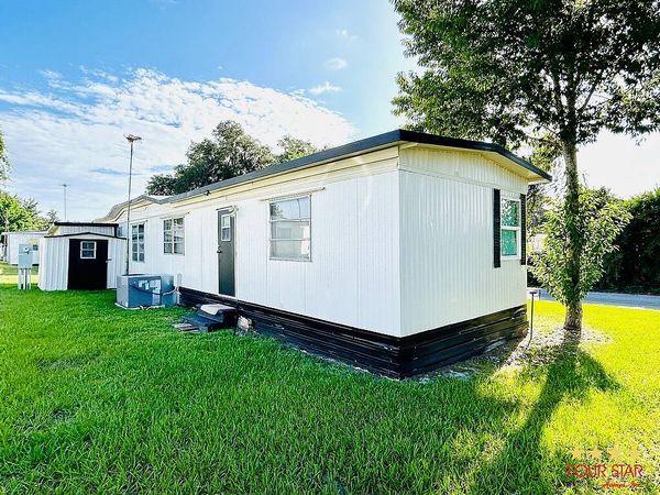 517 Alexander Rd, Leesburg FL 34748