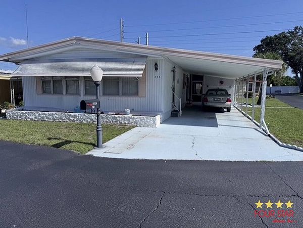 215 Bitter Sweet Dr, DeBary FL 32713