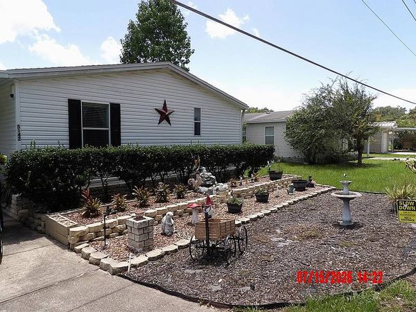 5142 University Ave., Leesburg FL 34748