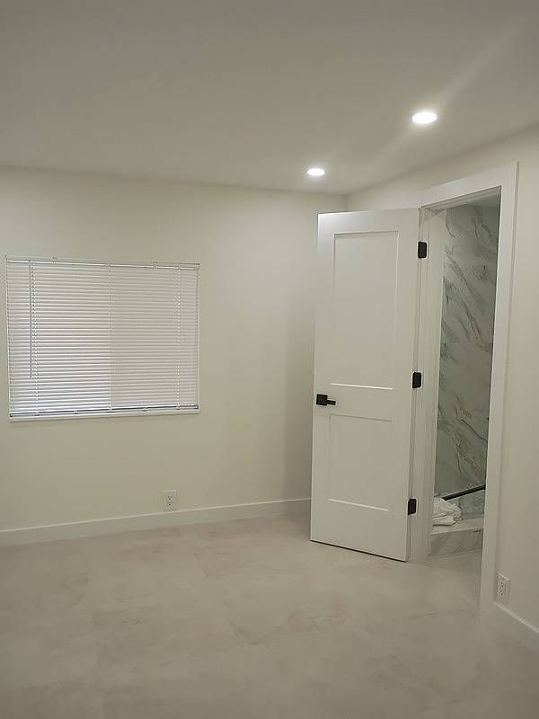 2806 NW 67th Ave., Margate FL 33063
