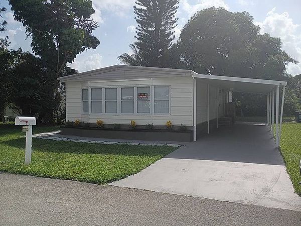 2806 NW 67th Ave., Margate FL 33063