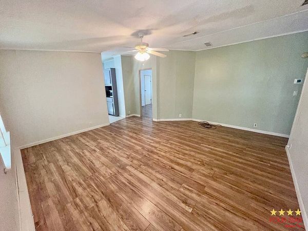 529 Squire Ln, Kissimmee FL 34746
