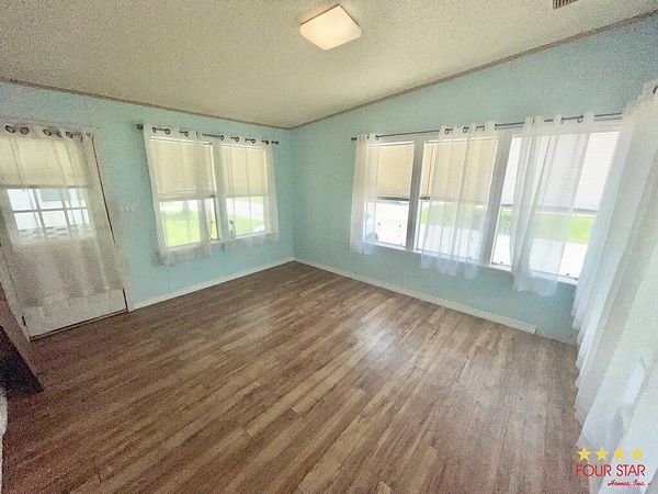 529 Squire Ln, Kissimmee FL 34746