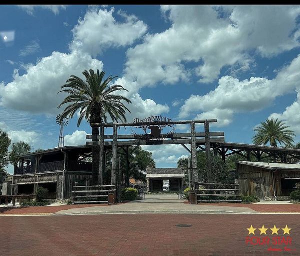 1119 Wisteria Dr, Wildwood FL 34785
