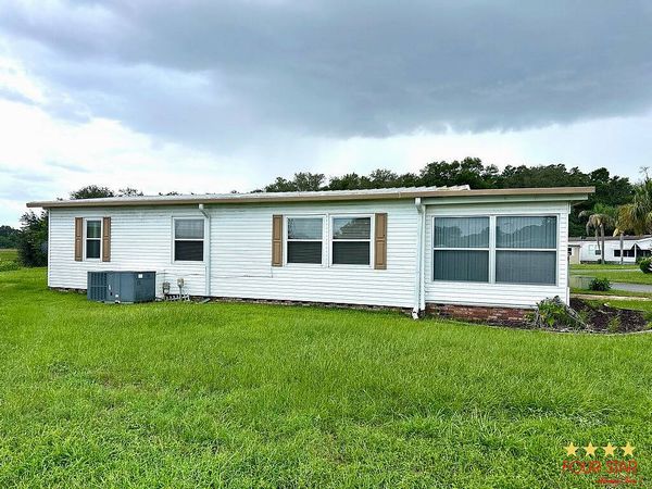 2 El Presidente Blvd, Leesburg FL 34748