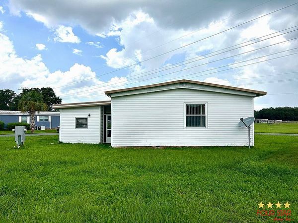 2 El Presidente Blvd, Leesburg FL 34748