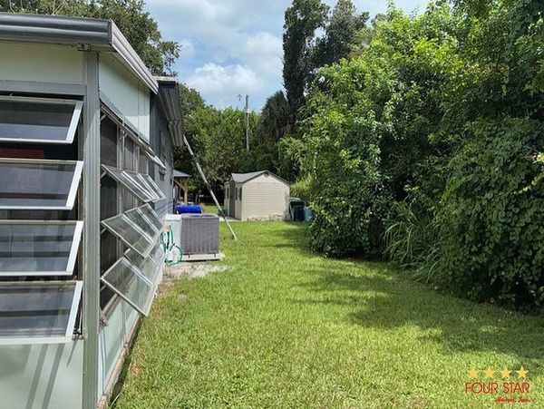 555 4th St, Lot 20, Vero Beach FL 32962