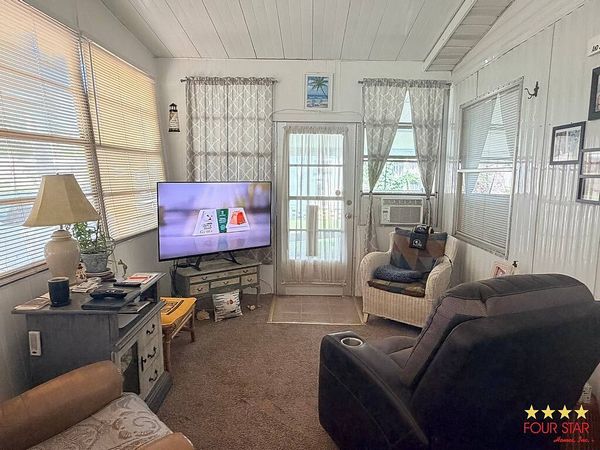 93 Flamingo Dr, Port Orange FL 32127