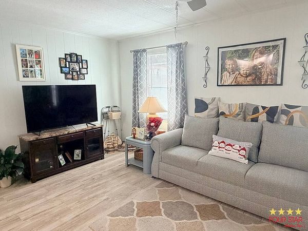 93 Flamingo Dr, Port Orange FL 32127