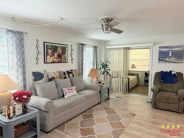 93 Flamingo Dr, Port Orange FL 32127