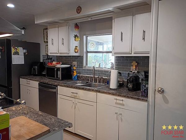 6117 NW 28th Ct, Lot 130, Margate FL 33063