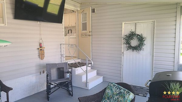 110 Williams St, Port Orange FL 32127