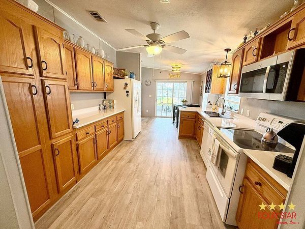 316 Waterford Heights, DeBary FL 32713