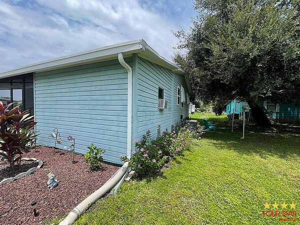 462 Greenwood Ln, Kissimmee FL 34746