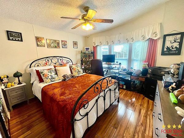 8915 Fighting Irish Ln, Orlando FL 32836