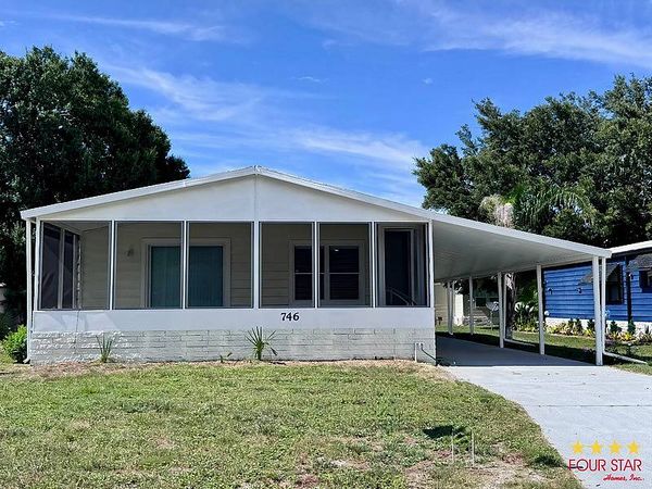746 Phoenix Ln, Oviedo FL 32765