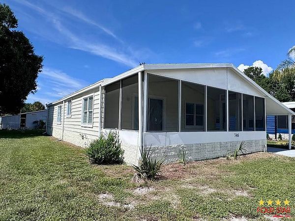 746 Phoenix Ln, Oviedo FL 32765