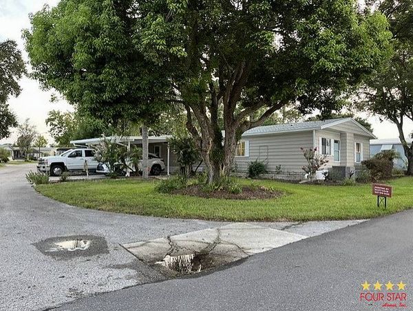 2156 Pebble Beach Blvd, Orlando FL 32826