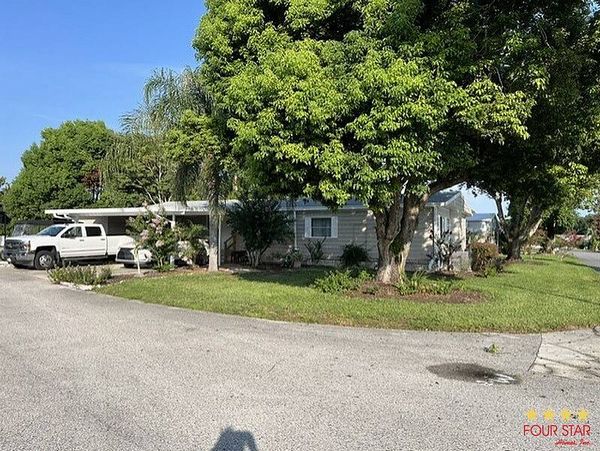 2156 Pebble Beach Blvd, Orlando FL 32826
