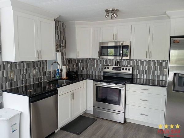 6577 NW 35th Ave, Lot J17, Coconut Creek FL 33073