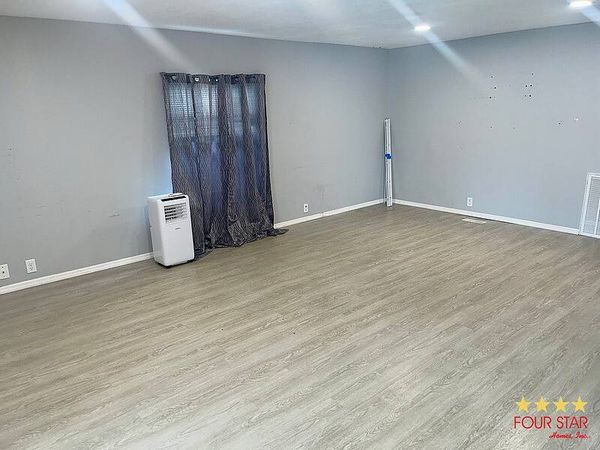 82 Pickering Dr, Kissimmee FL 34746