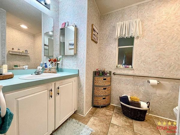 1744 Conifer Ave, Kissimmee FL 34758