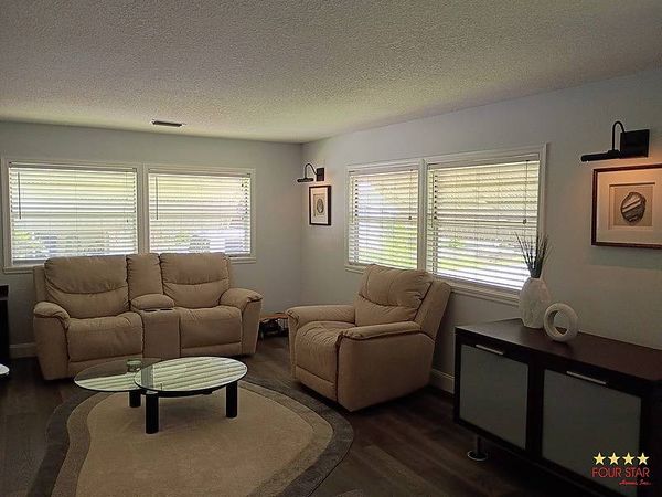 6703 NW 29th CT, Margate FL 33063