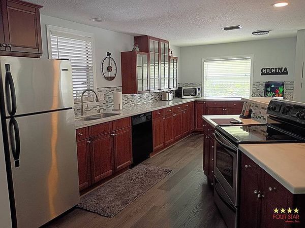 6703 NW 29th CT, Margate FL 33063
