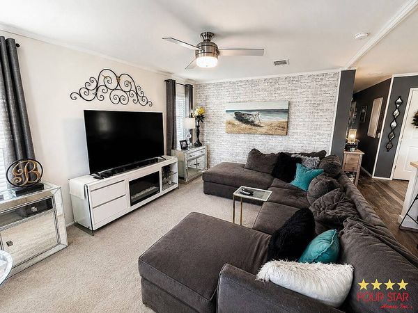 16 Manatee St, Lot 289, Sorrento FL 32776