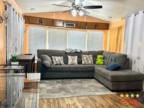 1242 Sunshine Cir, Eustis FL 32726