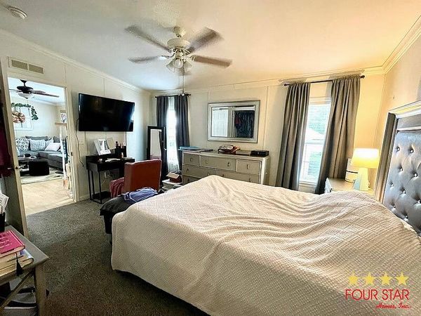 105 Hillsborough Dr, Sorrento FL 32776