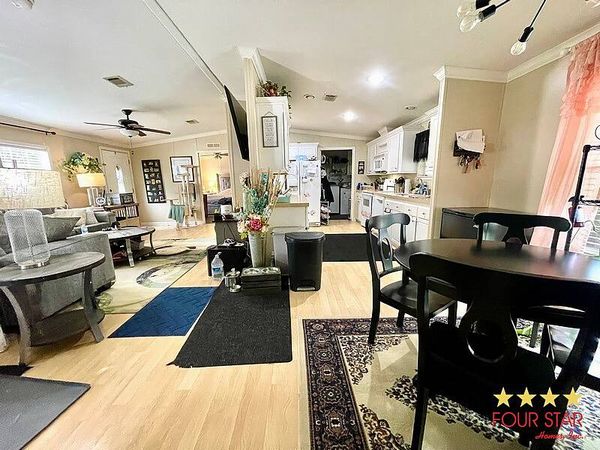 105 Hillsborough Dr, Sorrento FL 32776