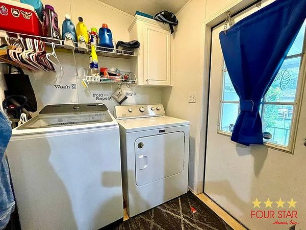 105 Hillsborough Dr, Sorrento FL 32776