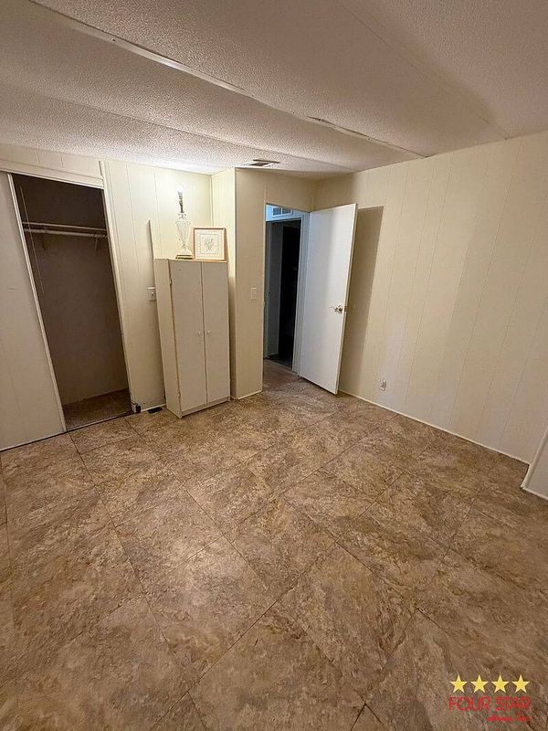 314 Palm Cove Dr, DeLand FL 32724