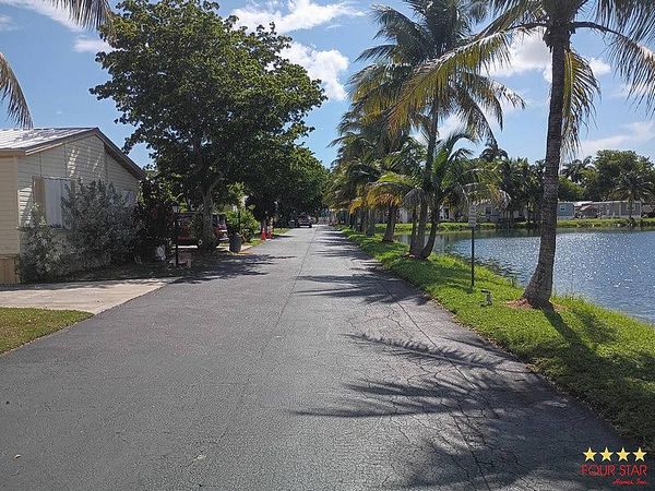 3001 SW 18th Ter, Lot 161, Fort Lauderdale FL 33315