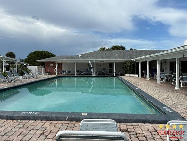 122 Congress St, Vero Beach FL 32966