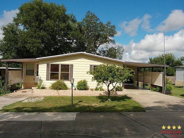 381 Greenhedge Dr, Orange City FL 32763