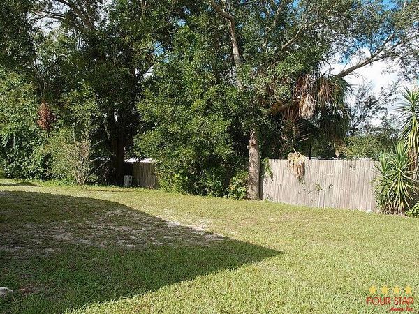 381 Greenhedge Dr, Orange City FL 32763