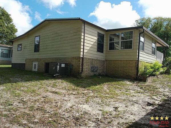 381 Greenhedge Dr, Orange City FL 32763