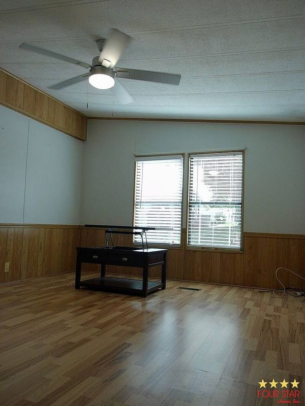 381 Greenhedge Dr, Orange City FL 32763