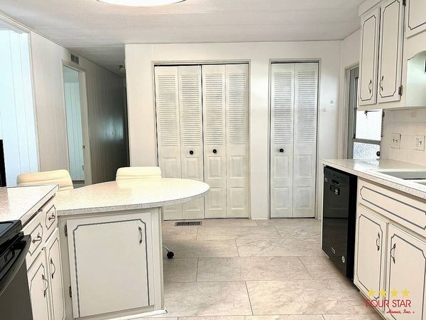 25832 Hacienda Dr, Leesburg FL 34748
