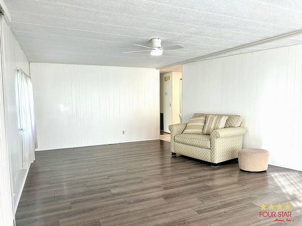 25832 Hacienda Dr, Leesburg FL 34748