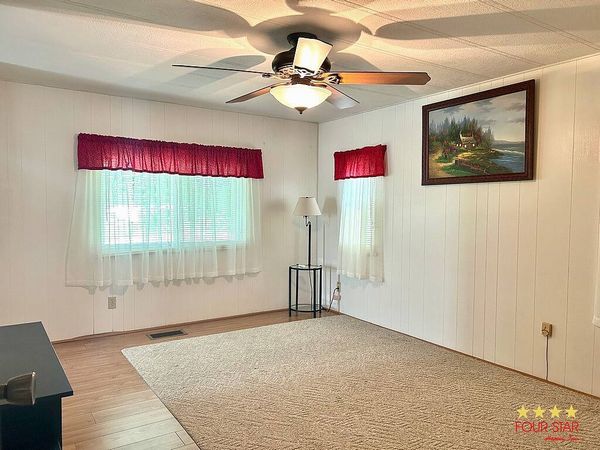 25832 Hacienda Dr, Leesburg FL 34748