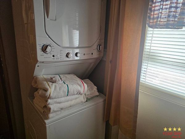 813 Carol St, Wildwood FL 34785