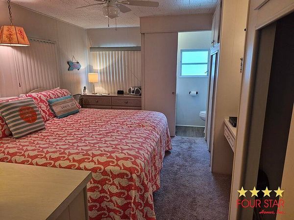 1273 Liberty Ln, Daytona Beach FL 32119