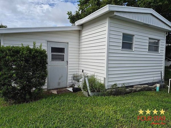 1273 Liberty Ln, Daytona Beach FL 32119