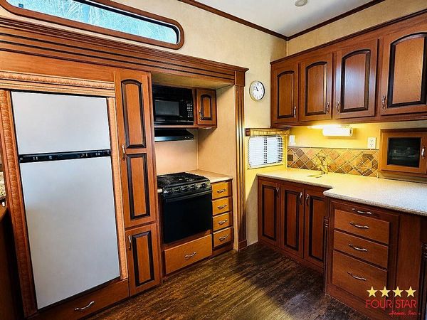 5000 SE 183rd Ave Rd, Lot B4, Ocklawaha FL 32179