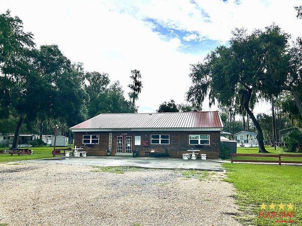 5000 SE 183rd Ave Rd, Lot B4, Ocklawaha FL 32179