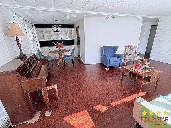644 Cherry Tree Ln, DeLand FL 32724