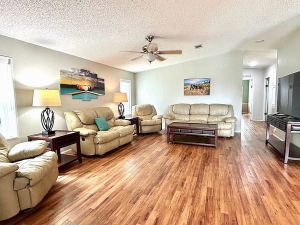 2 Conquistador St, Leesburg FL 34748